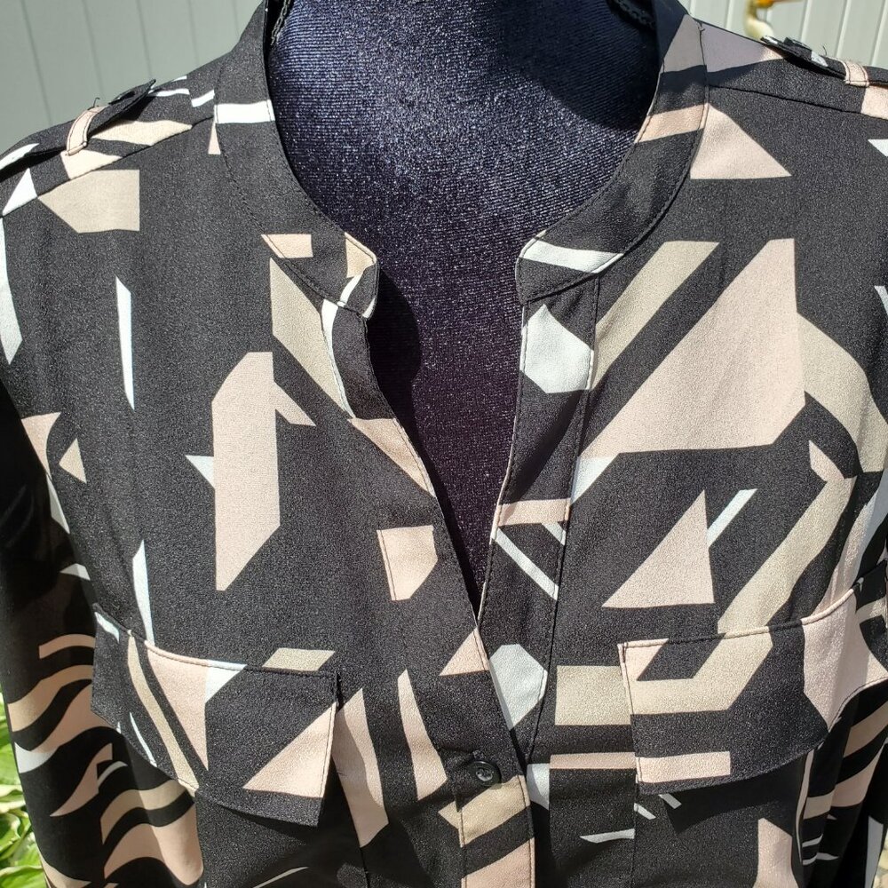Calvin Klein Geometric Pattern Button Down Tab Sl… - image 3